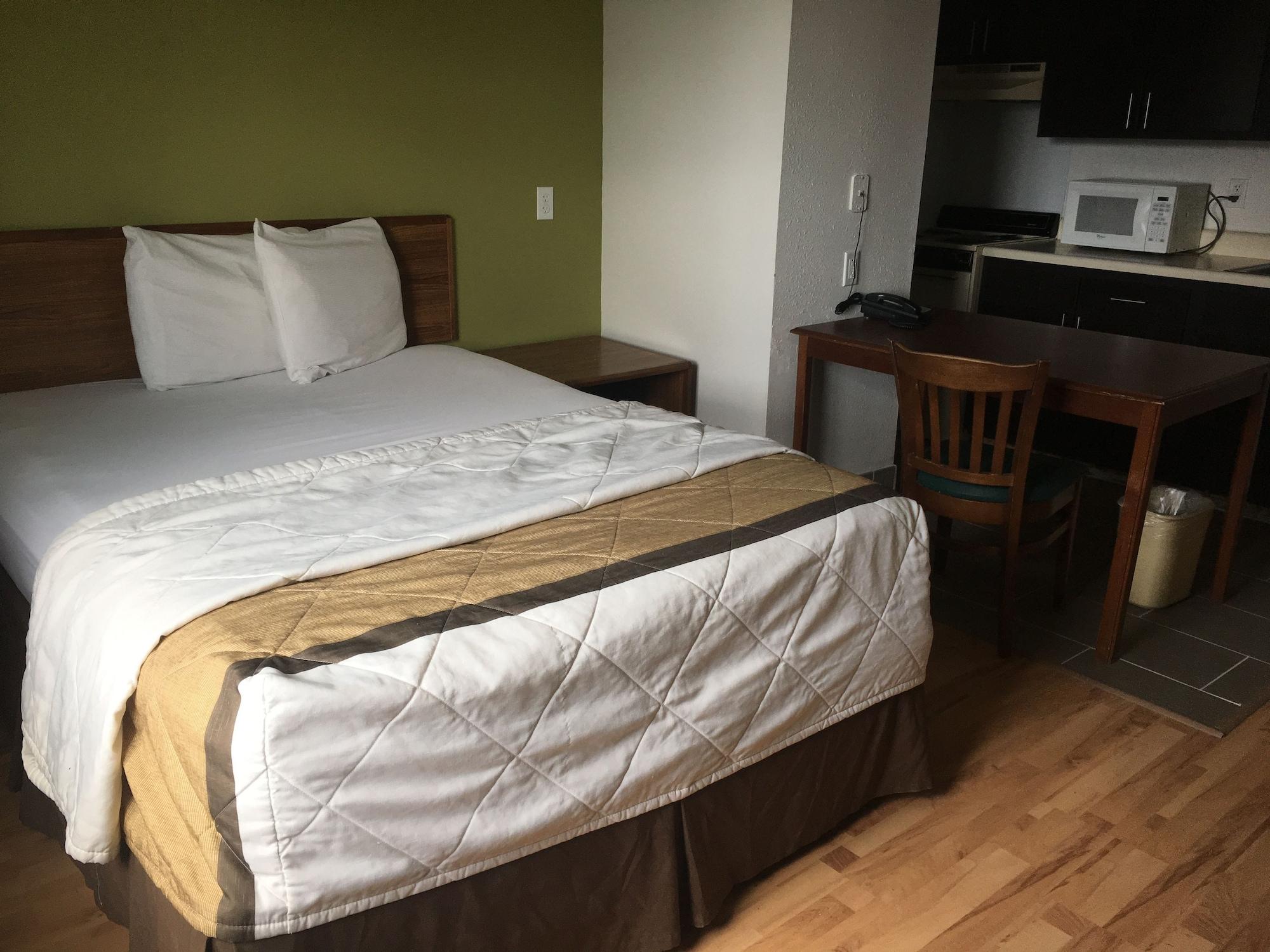 Welcome Suites Hazelwood Extended Stay Hotel Buitenkant foto