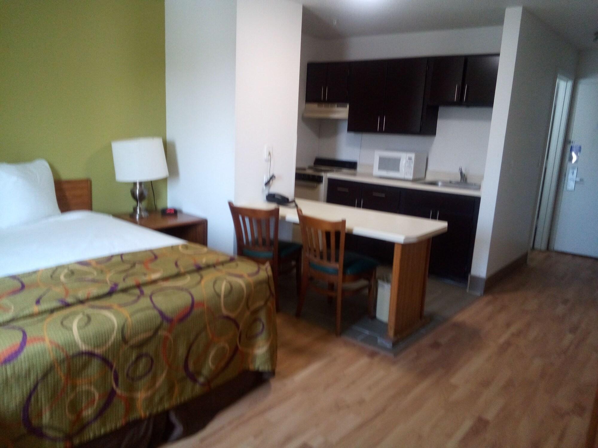 Welcome Suites Hazelwood Extended Stay Hotel Buitenkant foto