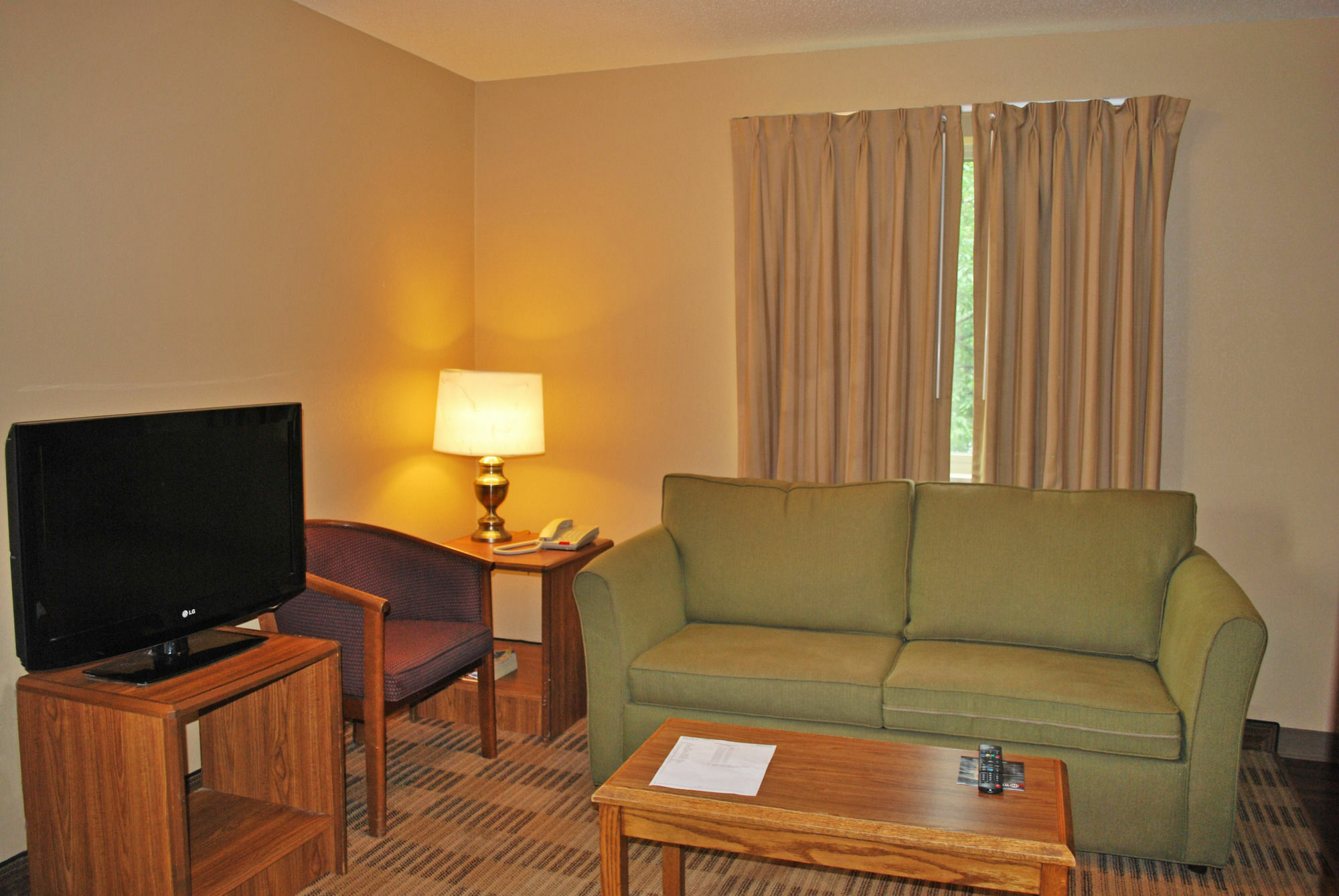 Welcome Suites Hazelwood Extended Stay Hotel Buitenkant foto